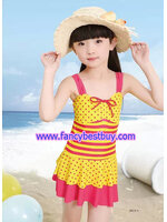 ชุดว่ายน้ำเด็กหญิง แบบ 1 ชิ้น สีชมพู มีขนาด L