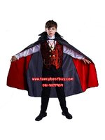 ชุดฮาโลวีนเด็กชาย ชุดแดร๊กคูล่า แวมไพร์ Handsome Vampire ผ้าคลุมสวย สำหรับวันฮาโลวีน มีขนาด S 105-120