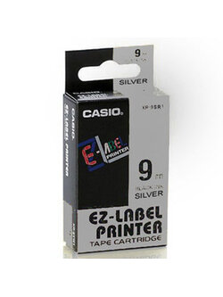 เทปพิมพ์อักษร Casio XR-9SR1 - ตัวอักษรสีดำพื้นสีเงิน