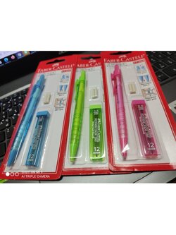 ดินสอกด+ไส้ 0.5 มม. Faber-Castell Tri Click 1362 จำนวน 1 ชุด