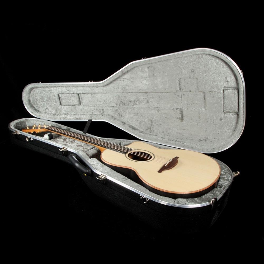 Lowden S32 SE Stage Edition - Natural