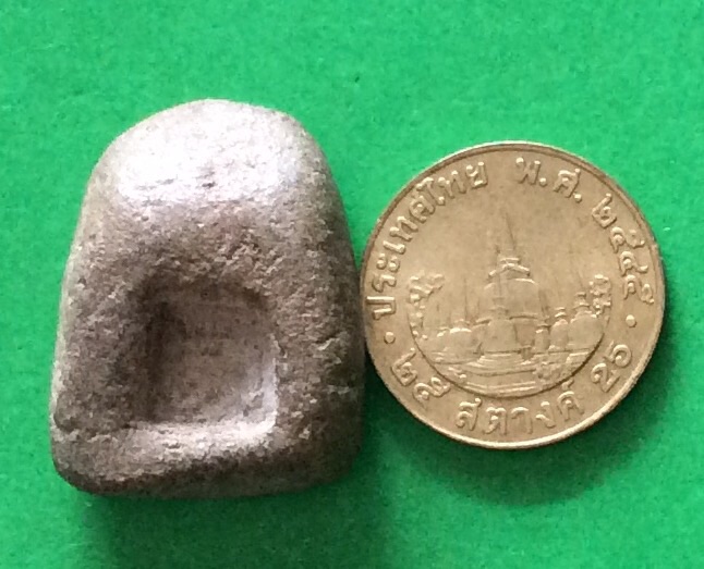 พระ ปรกโพธิ์ ข้างเม็ด กรุวัดโมลีโลก ฝั่งธนบุรี กรุงเทพฯ พิมพ์สมาธิ หลังยันต์ เนื้อดินพุทธคุณผสม พระแท้สวย สนใจโทรสอบถามที่ 0619783836.. 0805587175 ส่งEMSในประเทศฟรีคะ