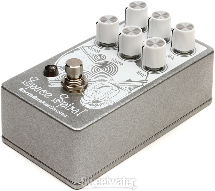 EarthQuaker Devices Space Spiral Modulated Delay Pedal