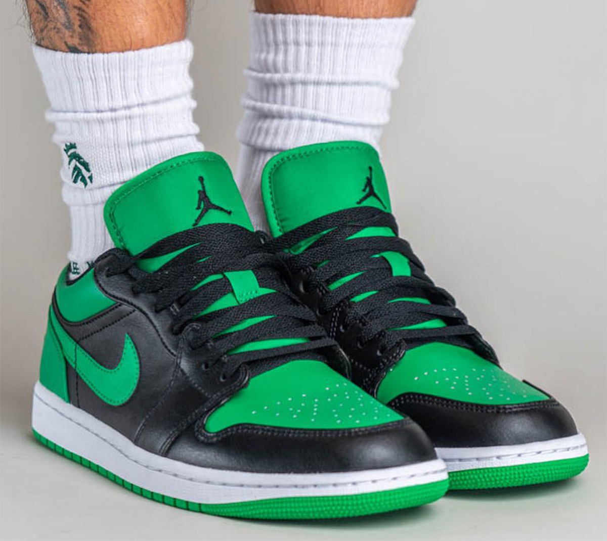Nike Air Jordan 1 Low "Lucky Green"