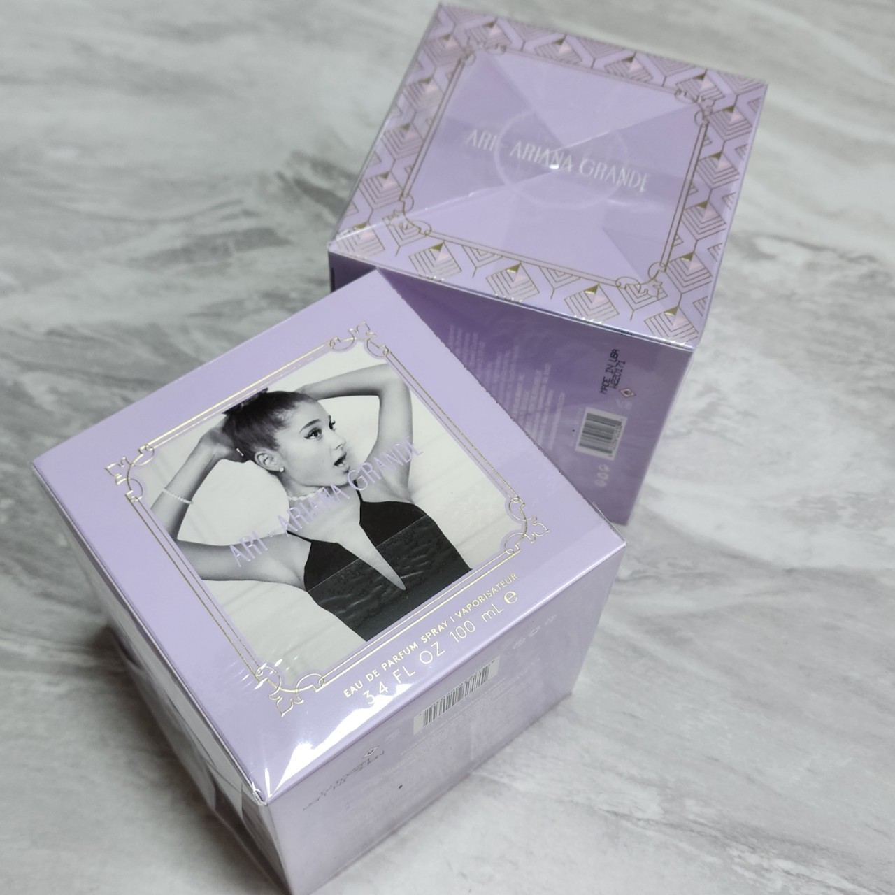 น้ำหอม Ariana Grande Ari EDP 100ml. กล่องซีล