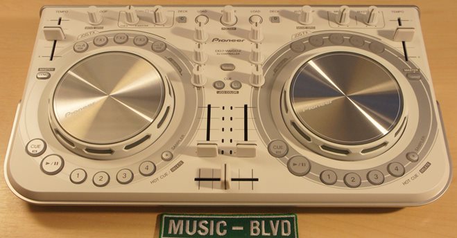 Pioneer DDJ-WEGO DJ Controller