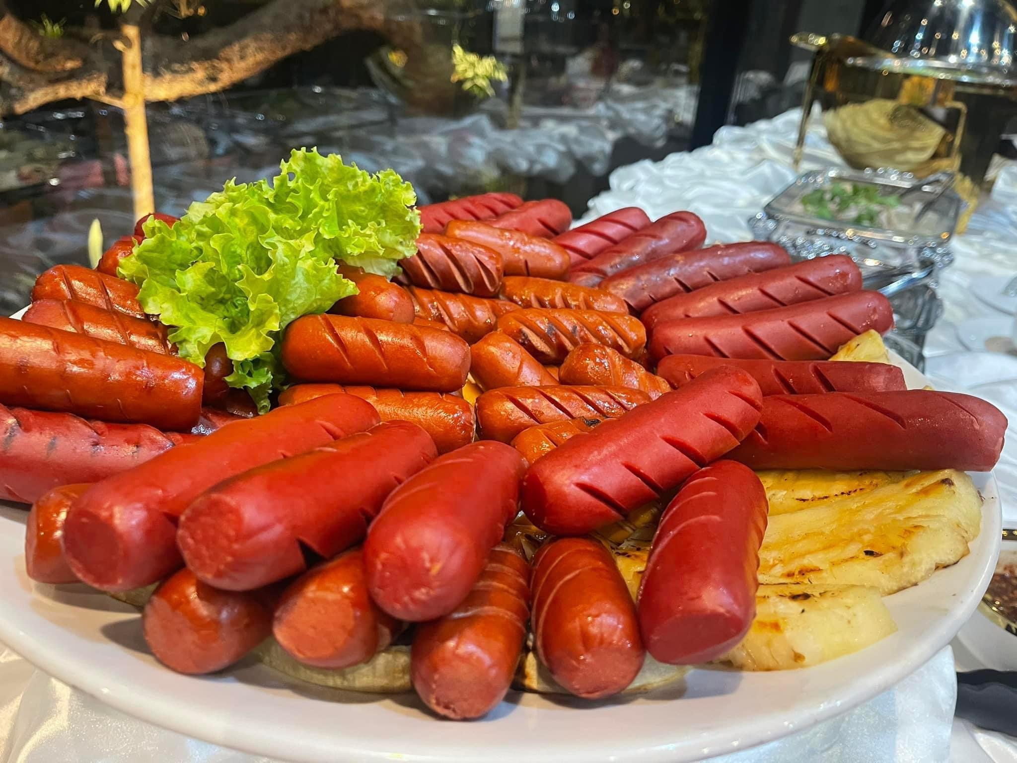 ฮอตดอกแดง