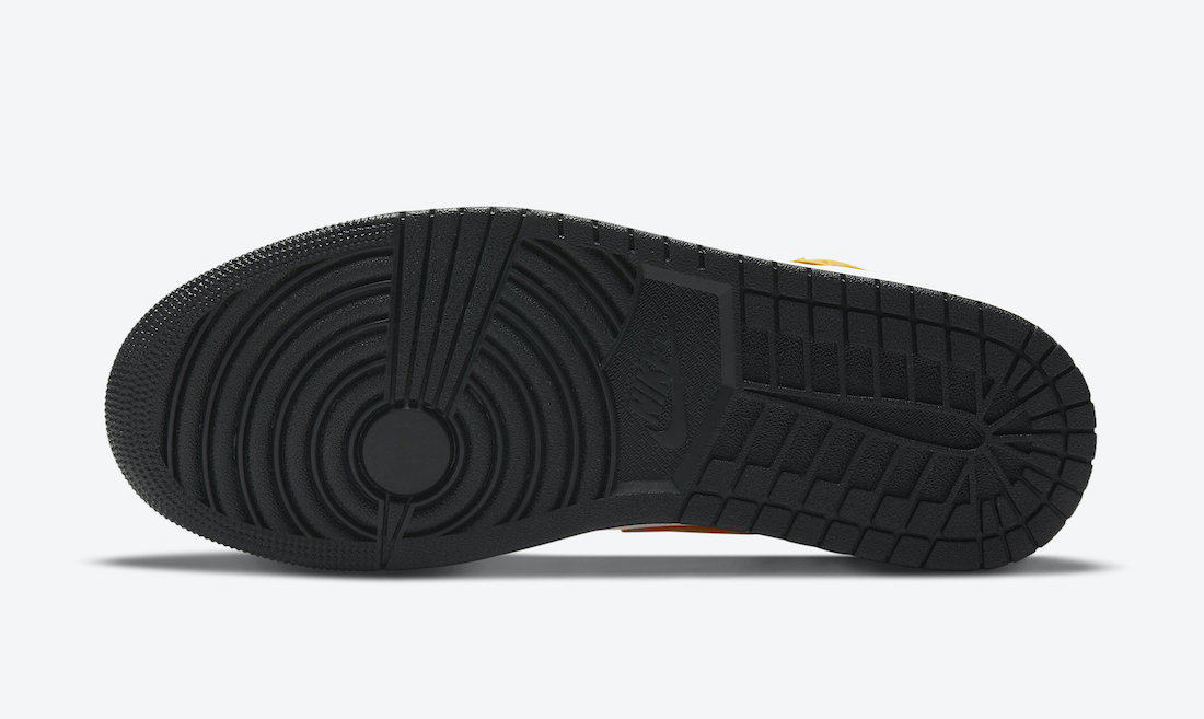 Nike Air Jordan 1 Mid University Gold