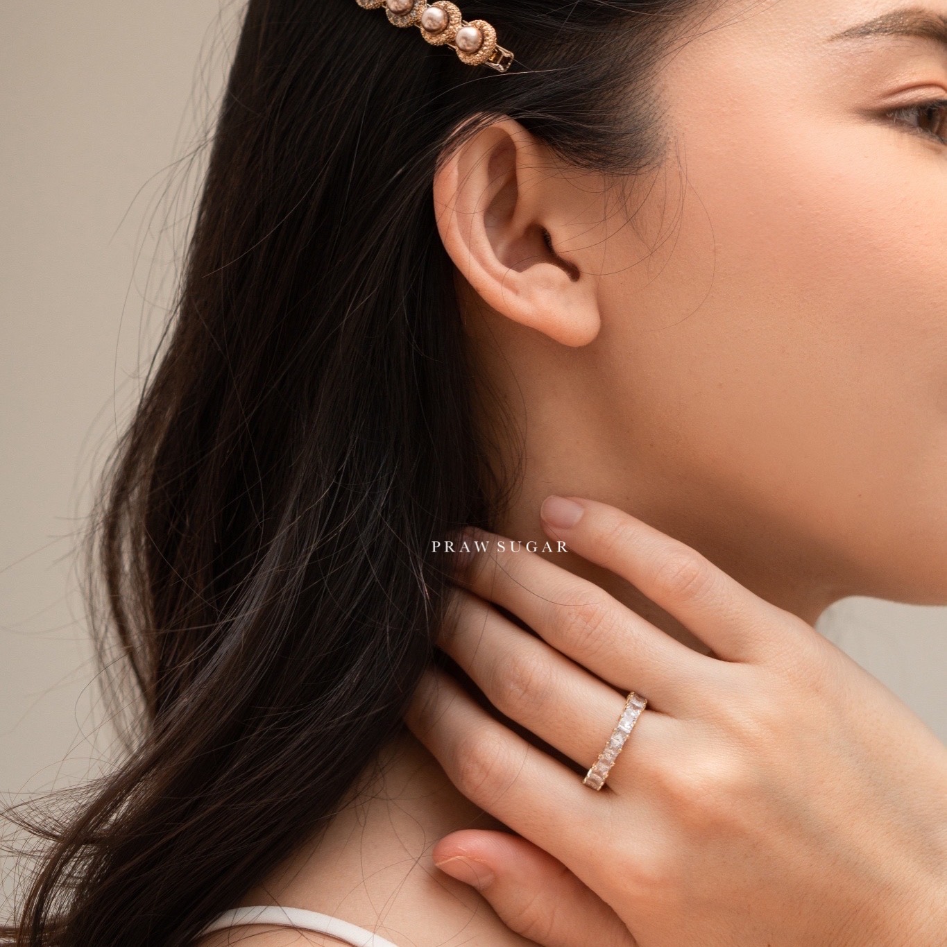 Modern Classic Ring - แหวนคริสตัลรอบทรงสี่เหลี่ยม (มี 3 สี)