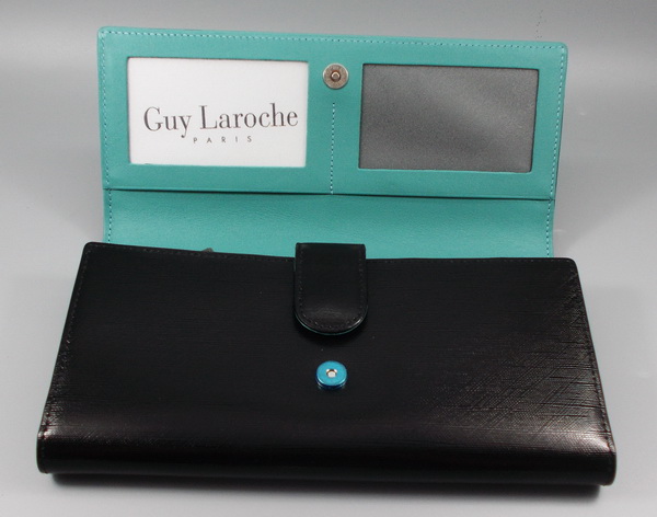 กระเป๋าสตางค์ Guy Laroche ดำ-เขียว ใหม่ แท้