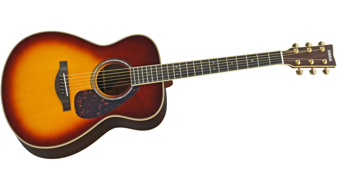 Yamaha LS16R L Series Solid Rosewood/Spruce Concert Acoustic-Electric Guitar Natural