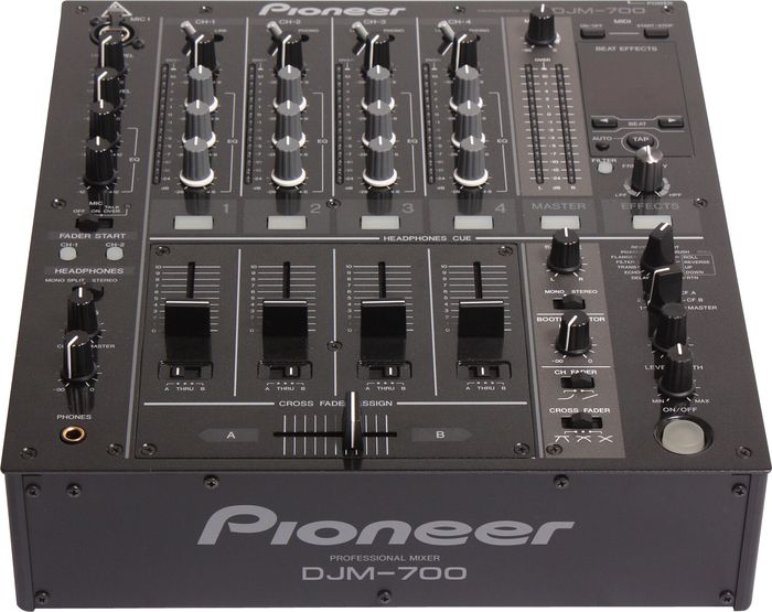 Pioneer DJM-700 4-Channel Digital DJ mixer with Effects