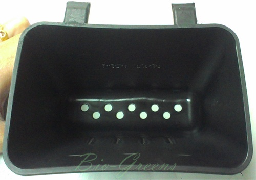 กระถางต้นไม้สวนแนวตั้ง ขนาดเล็ก สีดำ