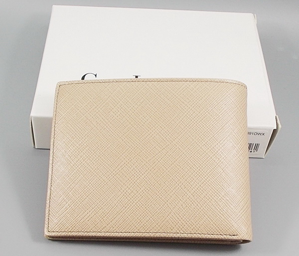 กระเป๋าสตางค์ Guy Laroche เบจ ใหม่ แท้