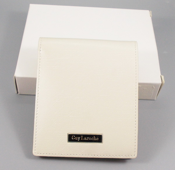กระเป๋าสตางค์ Guy Laroche ขาวออฟไวท์-ครีม ใหม่ แท้