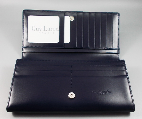 กระเป๋าสตางค์ Guy Laroche กรม ใหม่ แท้
