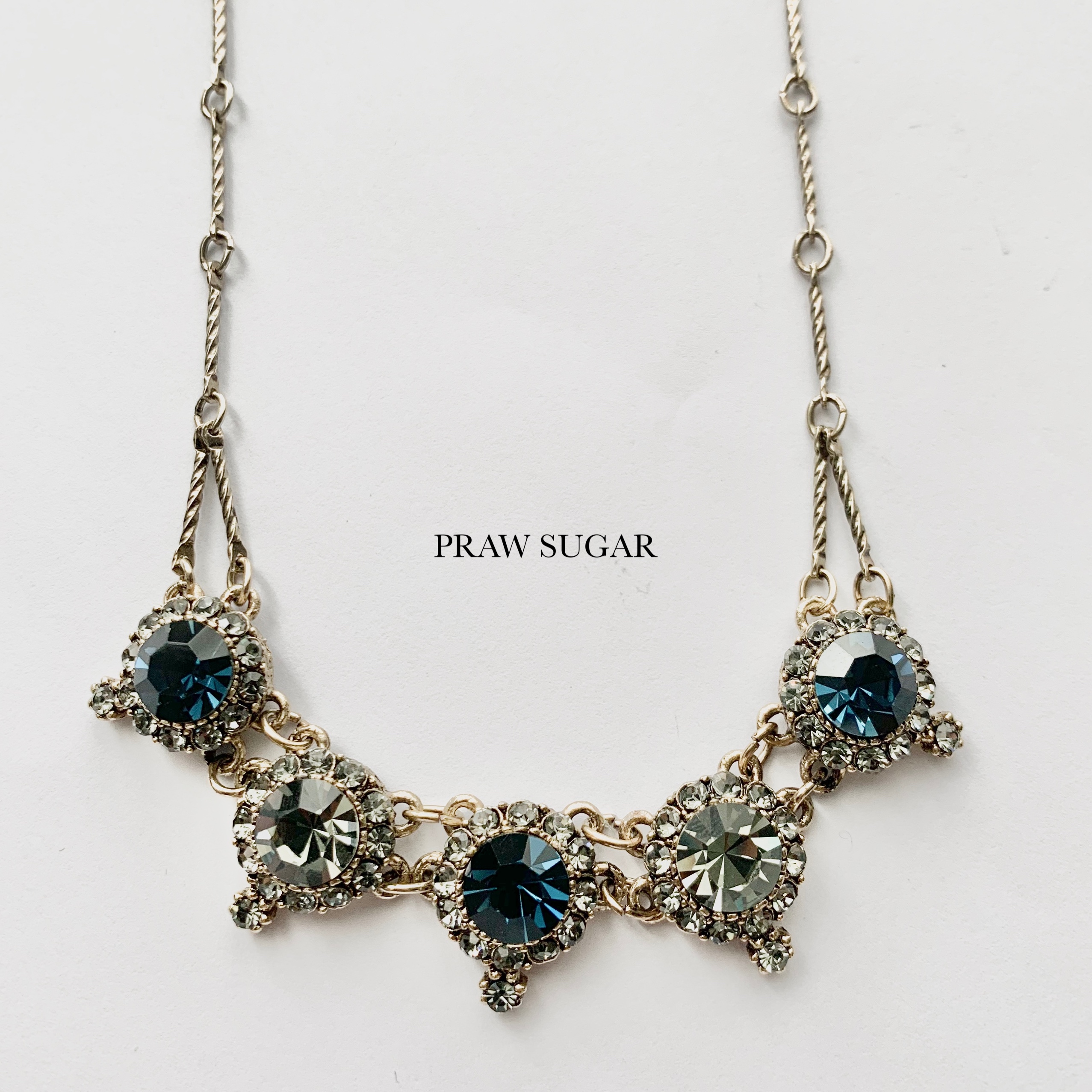 Swarovski Crystal Necklace - สร้อยคอคริสตัลสวารอฟสกีสไตล์แอนทีค