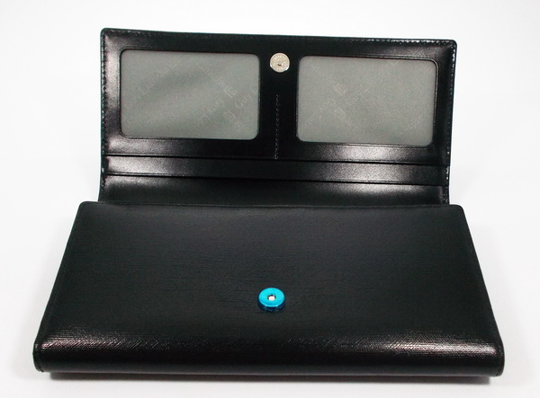 กระเป๋าสตางค์ Guy Laroche ดำ ใหม่ แท้