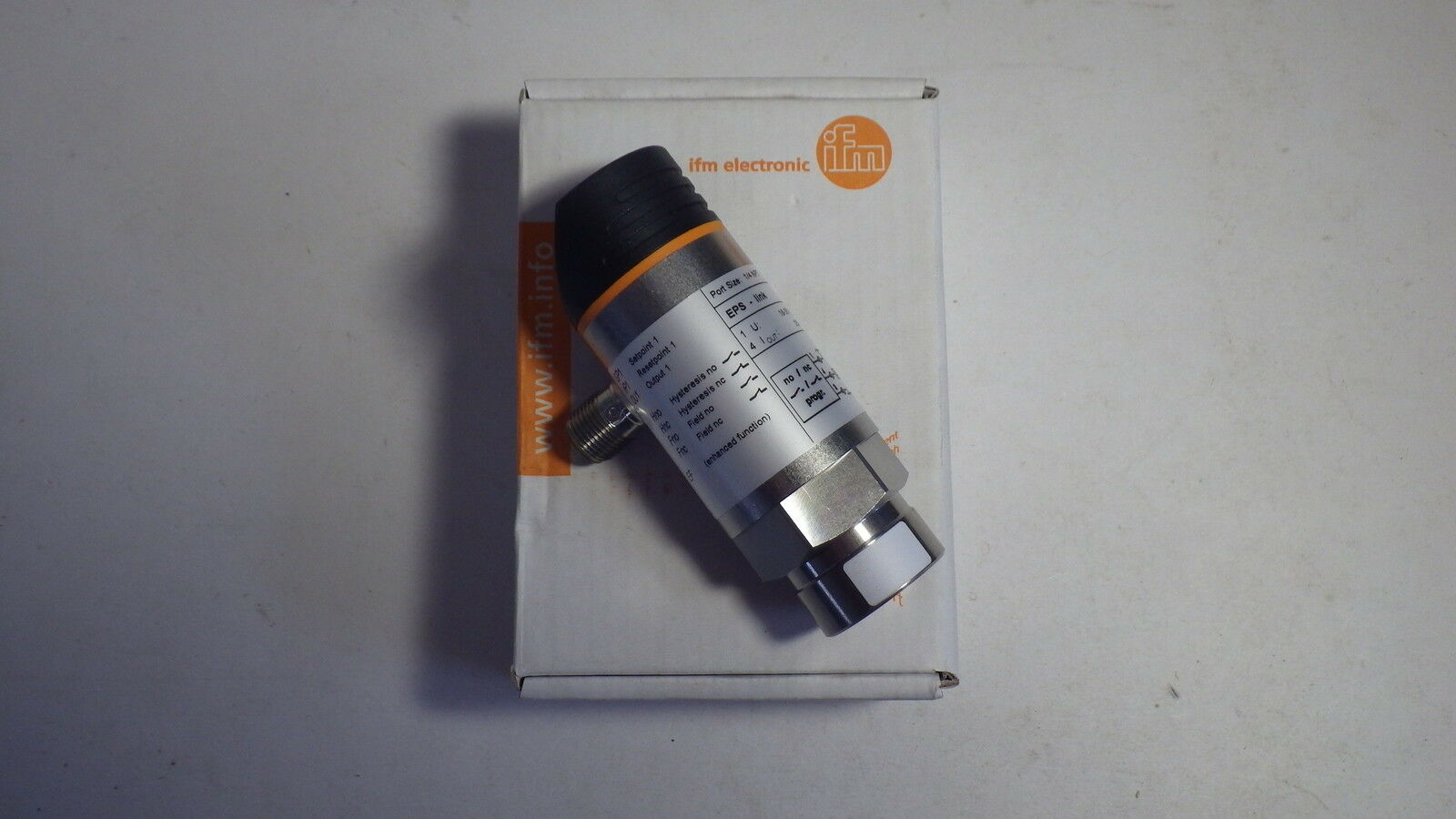 PN5203 IFM Efector Digital Pressure sensor New In Original Box