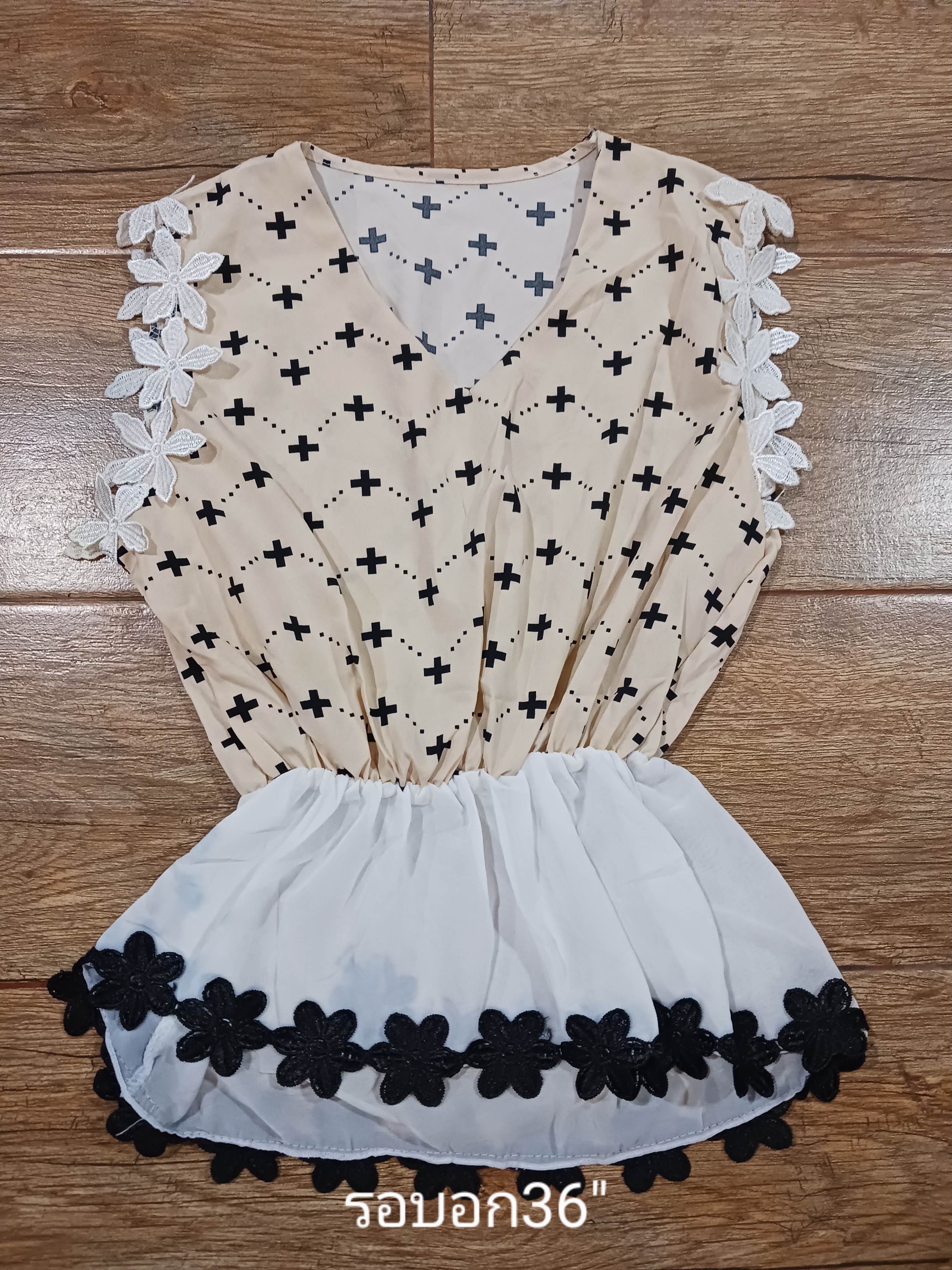 ขายเหมาสต็อก เสื้อมือ1คละแบบ