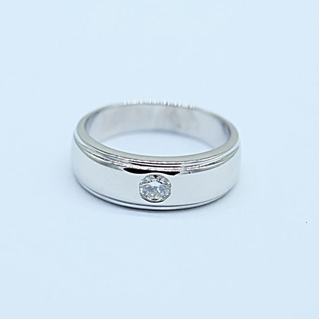 แหวนเพชรเม็ดเดี่ยว สำหรับสุภาพบุรุษ แหวนทอง18K