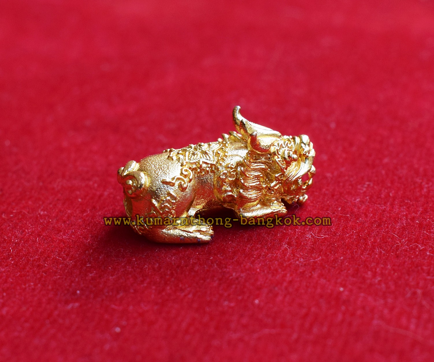 ปี่เซียะ เรียกทรัพย์ วัดบางพระ (หลวงพ่อเปิ่น) จ.นครปฐม เนื้อโลหะ ขนาดพกพา สูง 1ซม. ตัวกว้าง 2ซม. ออกบูชาปี 2561