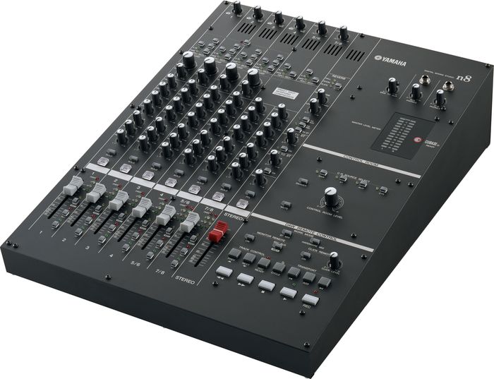 Yamaha n8 Firewire Digital Mixing Studio
