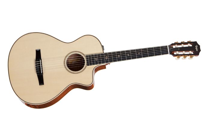 Taylor 2012 Fall Limited Grand Concert Quilt Sapele Acoustic-Electric Guitar Natural