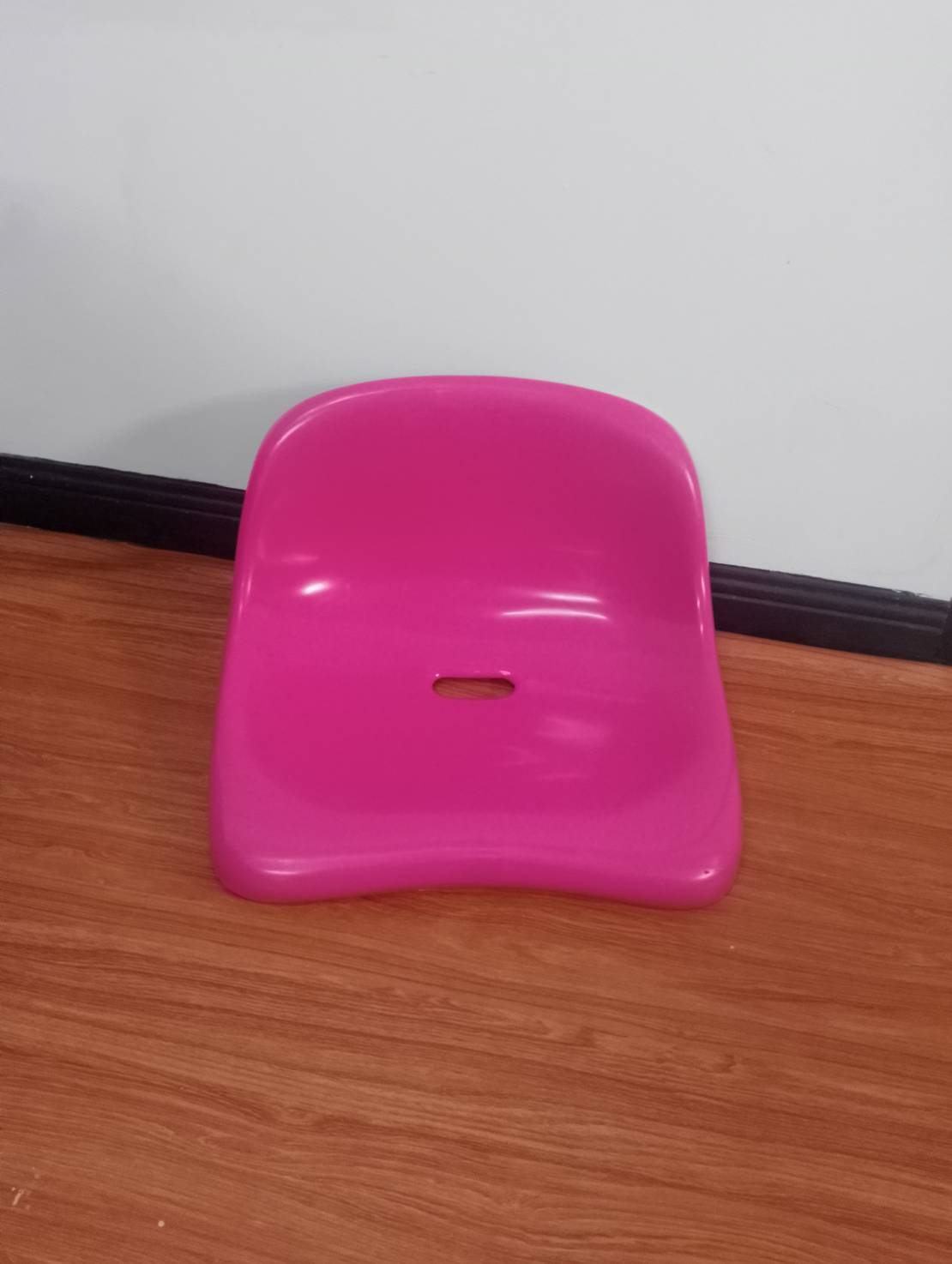 เก้าอี้อัฒจันทร์พนักเตี้ย HDPE เก้าอี้อัฒจรรย์ เก้าอี้ชมกีฬา ที่นั่งอัฒจันทร์ ที่นั่งเชียร์ อัฒจันทร์สนามกีฬา พร้อมส่ง สีส้ม ฟ้า น้ำเงิน เขียว