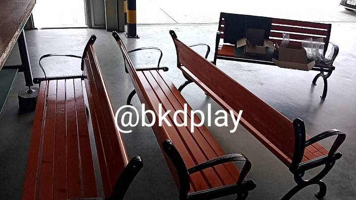 ม้านั่งโครงเหล็ก, ม้านั่งสาธารณะกลางแจ้ง, ม้านั่ง, ม้านั่งสนาม,ขาเหล็ก, งานนำเข้า , พร้อมส่งในไทย