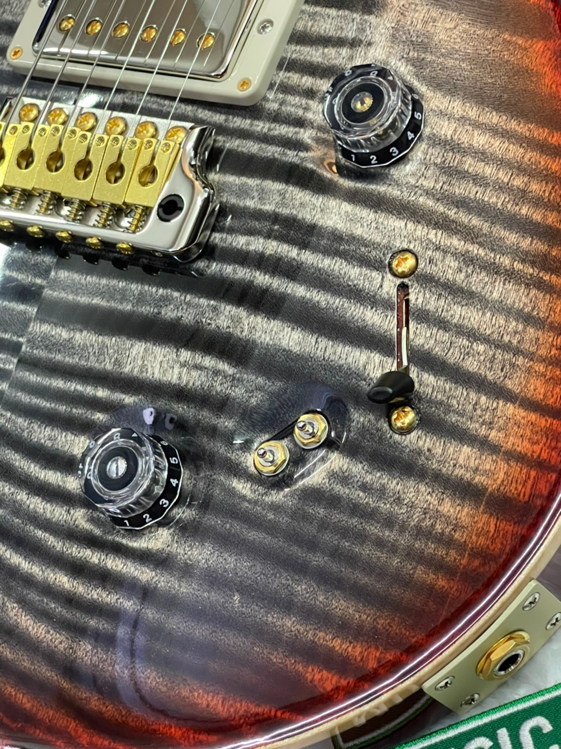 PRS Wood Library 10 Top Special 22 Flame Neck Brazilian Rosewood Charcoal Cherry MB Exclusive