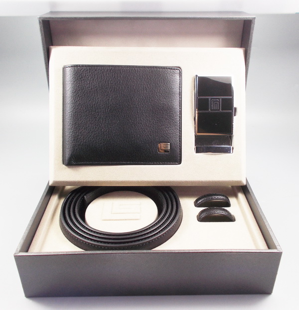 ซตกระเป๋าสตางค์ และ เข็มขัด Guy Laroche ดำ ใหม่ แท้