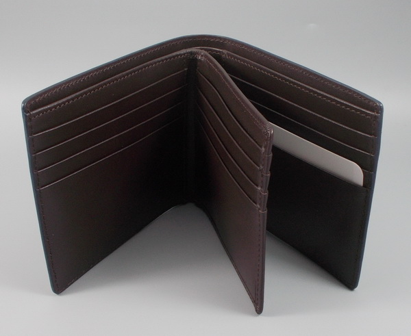 กระเป๋าสตางค์ Guy Laroche ดาร์คช็อคโกแลต ใหม่ แท้