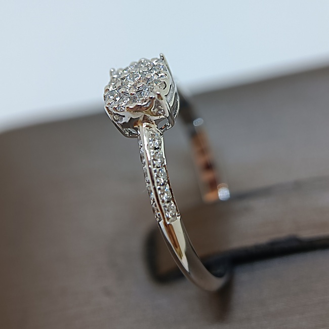 แหวนเพชรประกบ เพชรน้ำ98 คุณภาพดี เป็นแหวนหมั้นแหวนแต่งงาน ราคาย่อมเยา