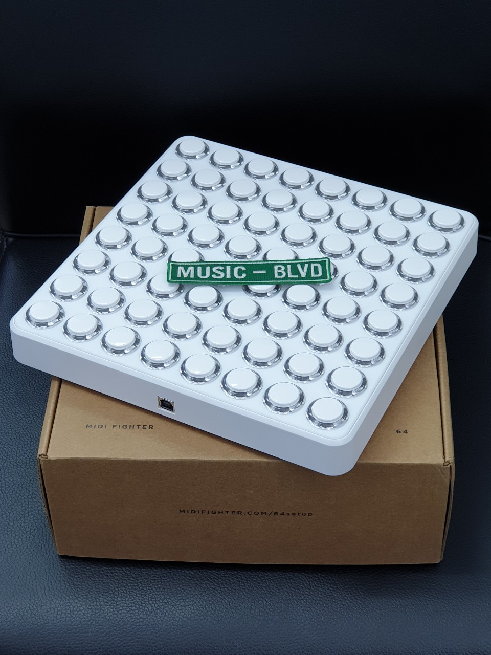 DJ Techtools Midi Fighter 64 white