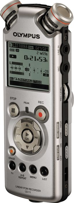 Olympus LS-11 Linear PCM Recorder