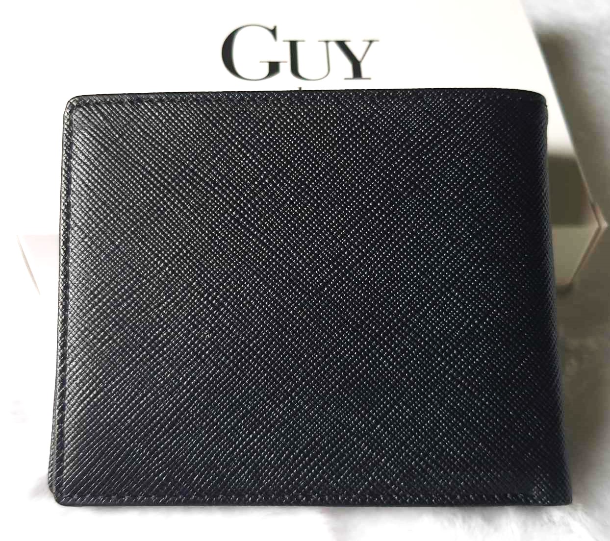 กระเป๋าสตางค์ Guy Laroche ดำ ใหม่ แท้