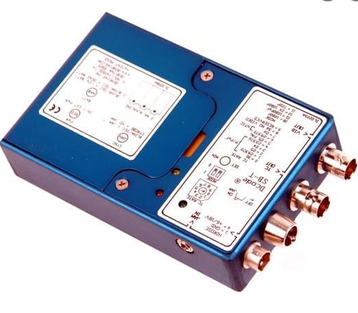Denecke SB-T Time Code Generator / Reader and Tri-Level Sync Box