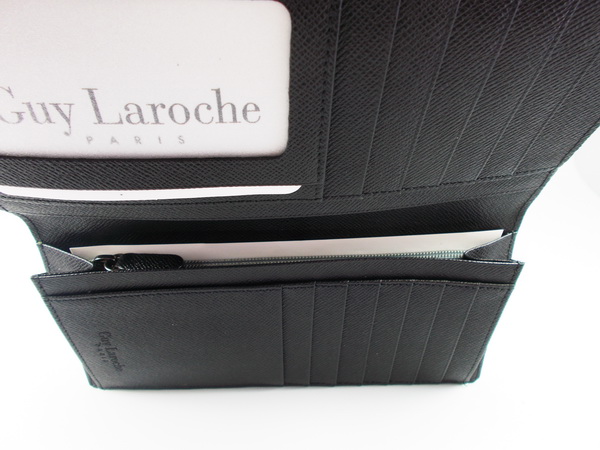 กระเป๋าสตางค์ Guy Laroche ดำ ใหม่ แท้