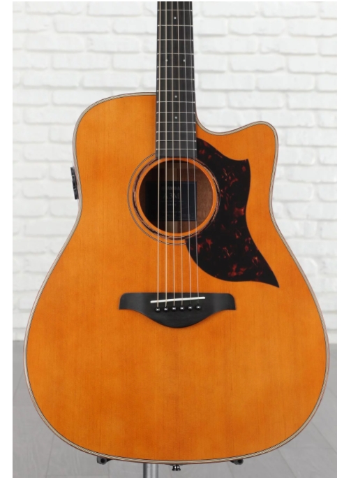 Yamaha A3M ARE Dreadnought Cutaway