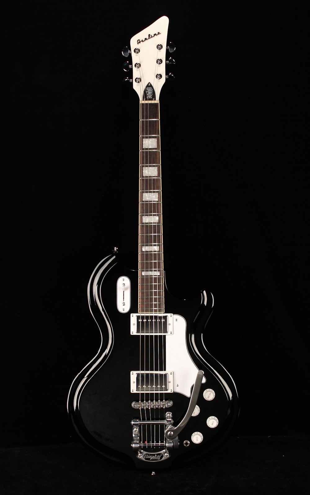 Eastwood Airline Coronado Dlx - Black