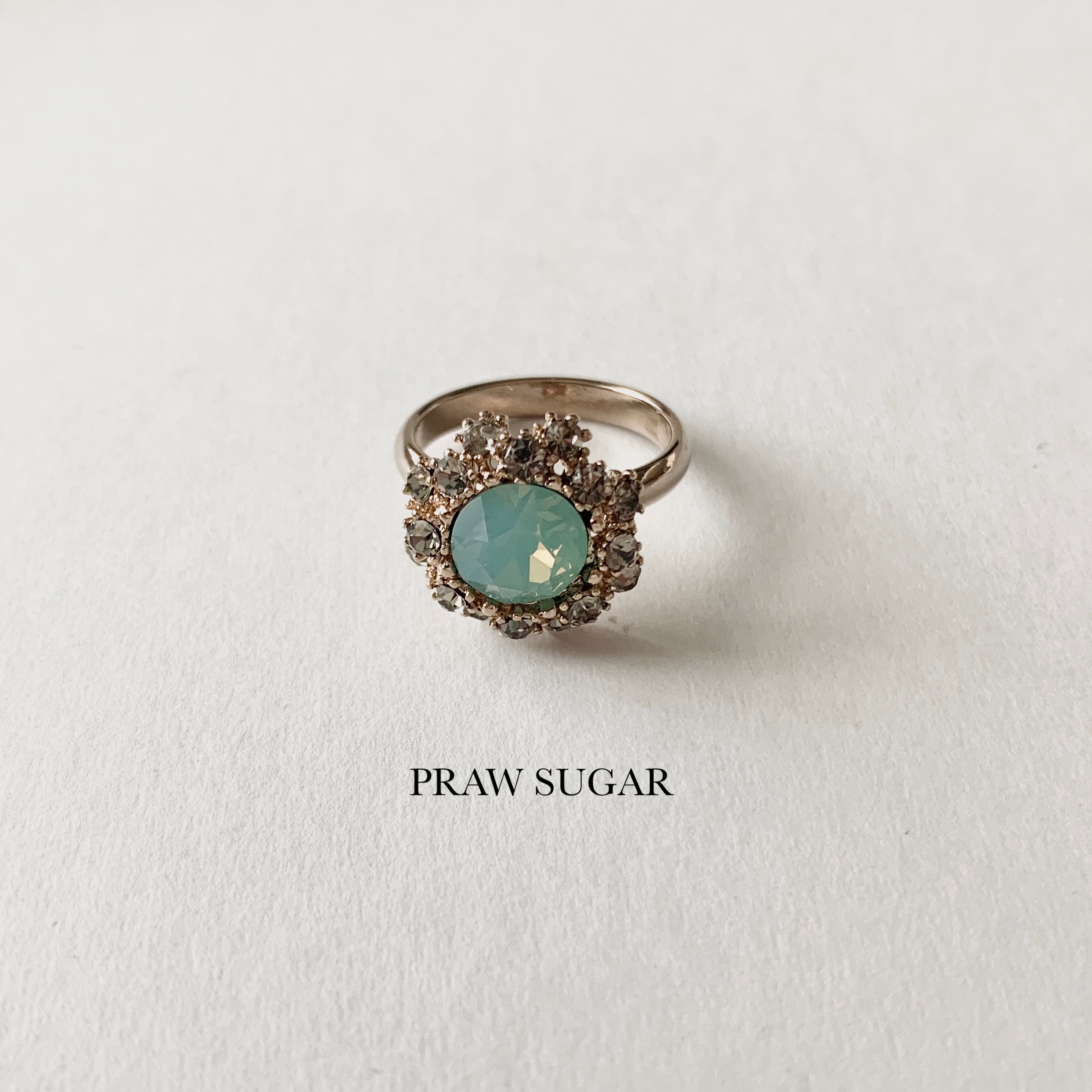 Gorgeous Swarovski Ring - แหวนสวยหรูคริสตัลสวารอฟสกี (มี 13 สี)