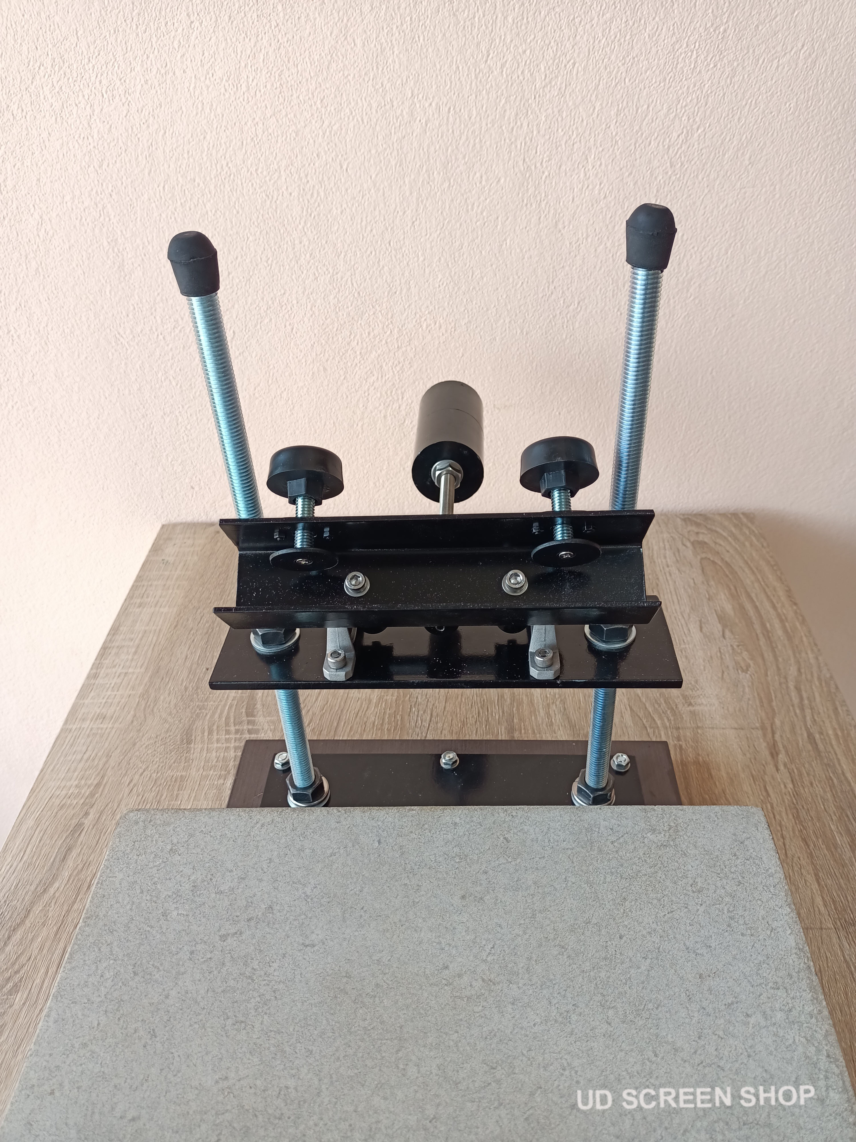 แท่นสกรีน C-CLAMP M1