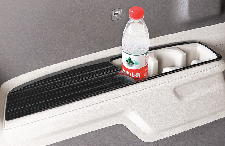 ชุดตกแต่งใน ดำปัดเงา KIA Carnival KA4(Gen4)