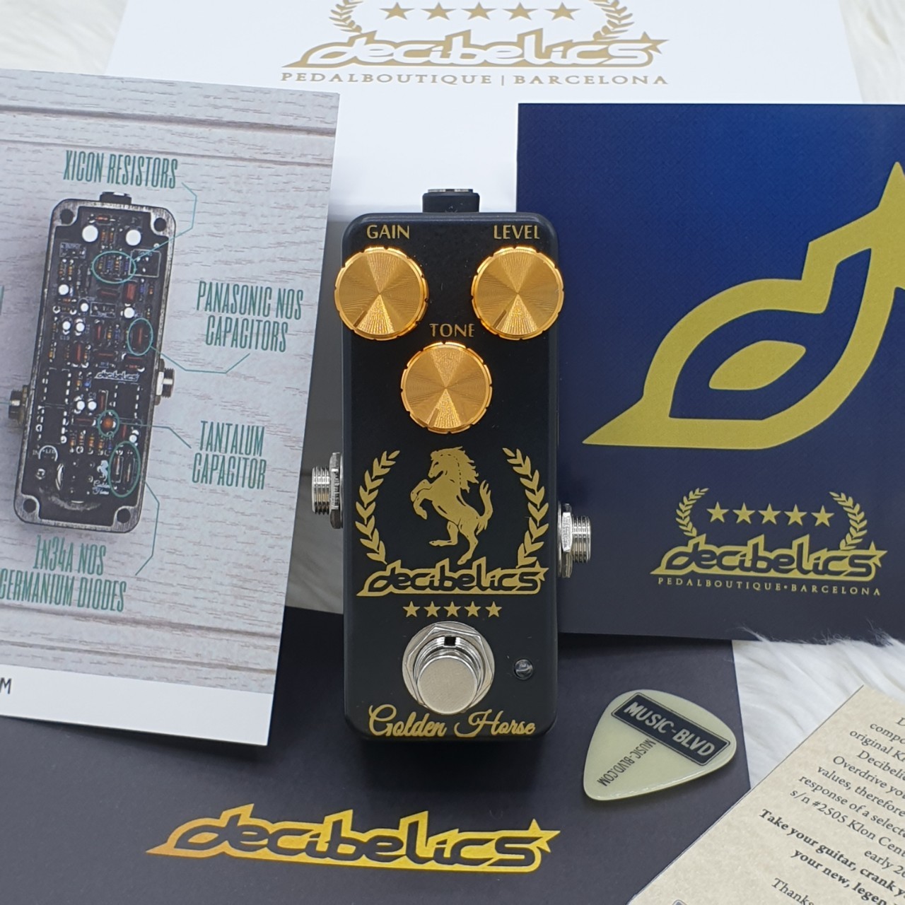 Decibelics Golden Horse