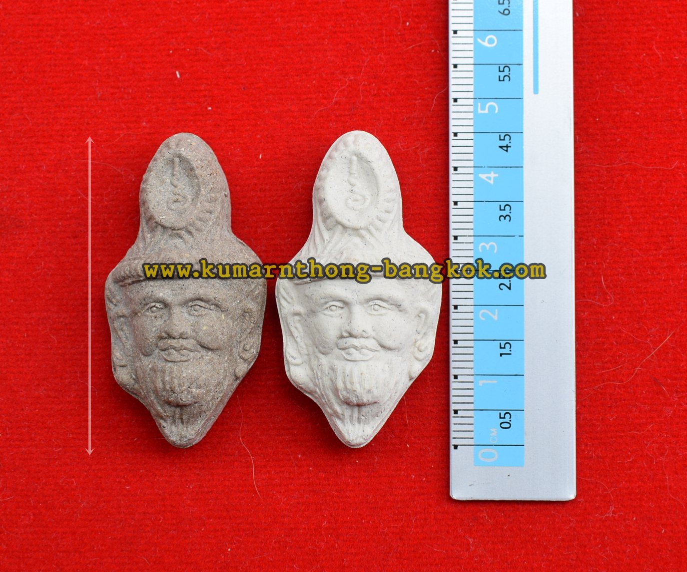 เศียรพ่อครูฤาษี บรมครู หลวงพ่อหวาน วัดบ้านไร่ จ.ลพบุรี (ชุด2องค์) เนื้อผงพุทธคุณ ขนาดห้อยคอ สูง 4.5ซม. กว้าง 2ซม.