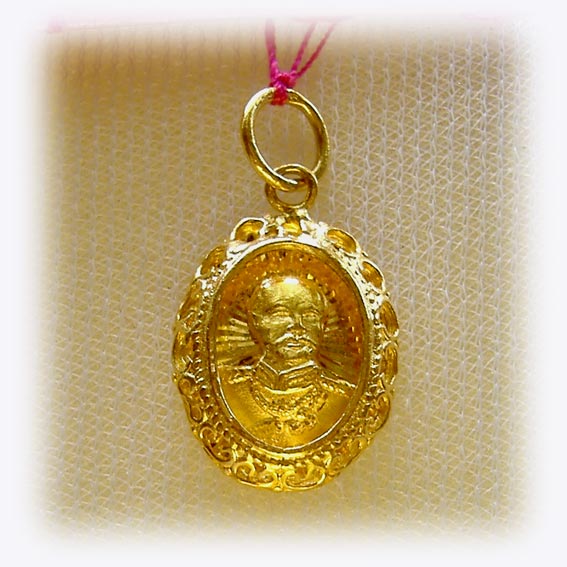 จี้ทองแท้ 96.5% ร.5 - น้ำหนัก 3.8 กรัม (size 1.3 x 1.7 c.m.)