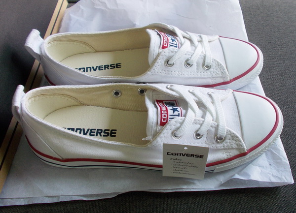 รองเท้า CONVERSE ใหม่ แท้