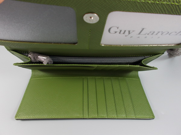 กระเป่าสตางค์ Guy Laroche ดำ-เขียว ใหม่ แท้