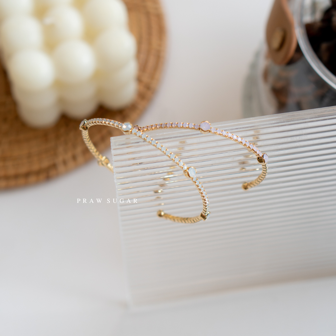 Lovely Mixing Size Pastel Color Bracelet - กำไลคริสตัลสีพาสเทลเม็ดสลับ (มี 5 สี)